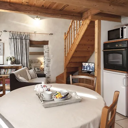 La Ribeyrette Couette-café 3*