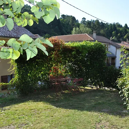 Couette-café La Ribeyrette 3*