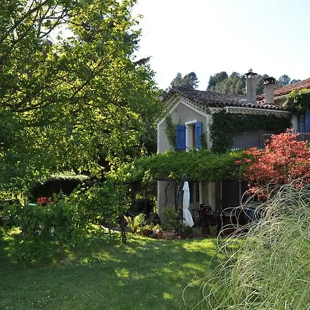 La Ribeyrette Couette-café 3*